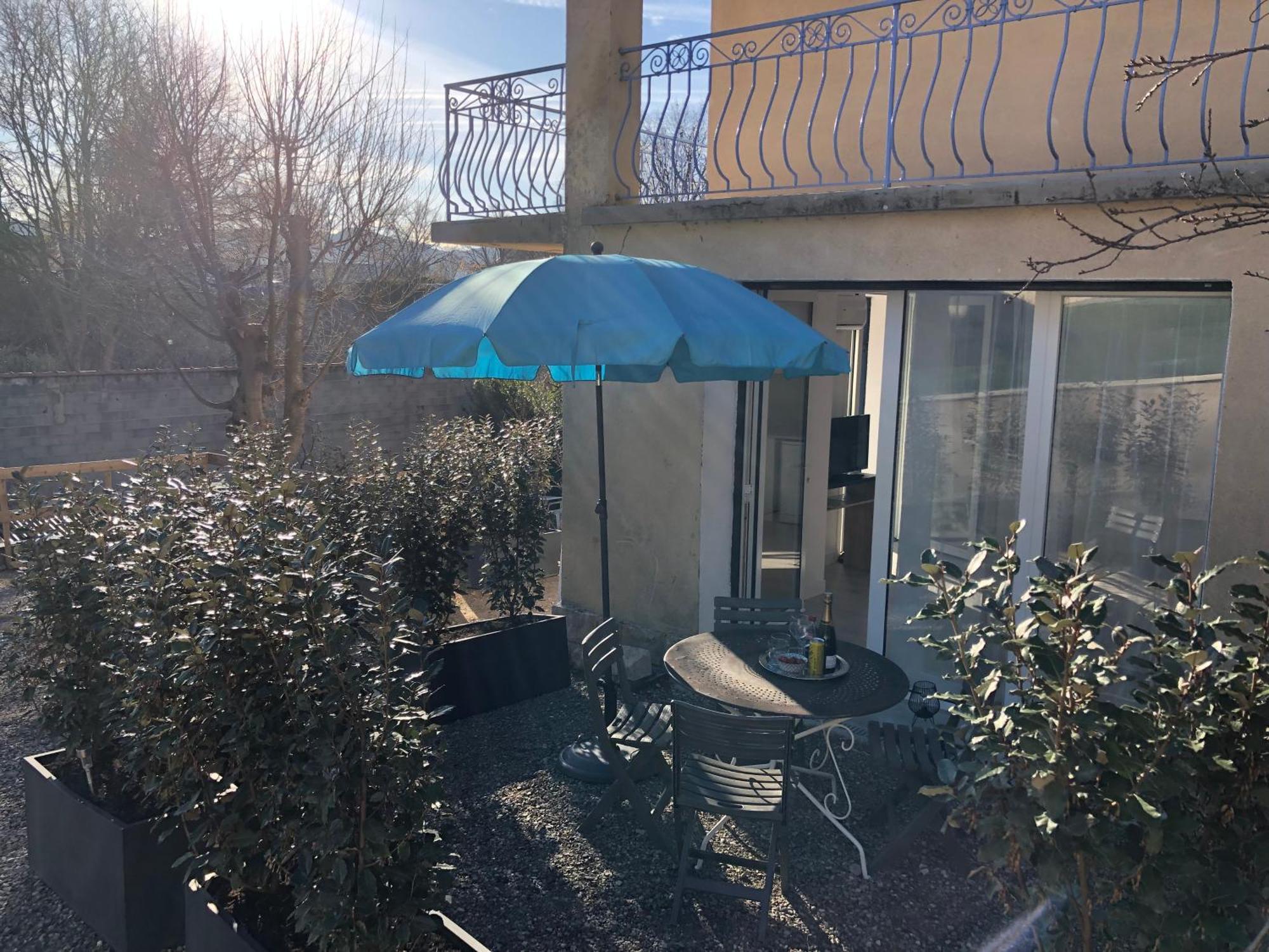 La Rocaille Du Chateau Gréoux-les-Bains Exterior foto